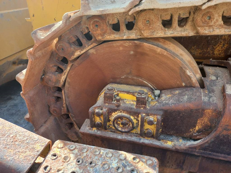 Bulldozer Komatsu D155A-6R (4 Pcs available in Abu Dhabi): picture 8