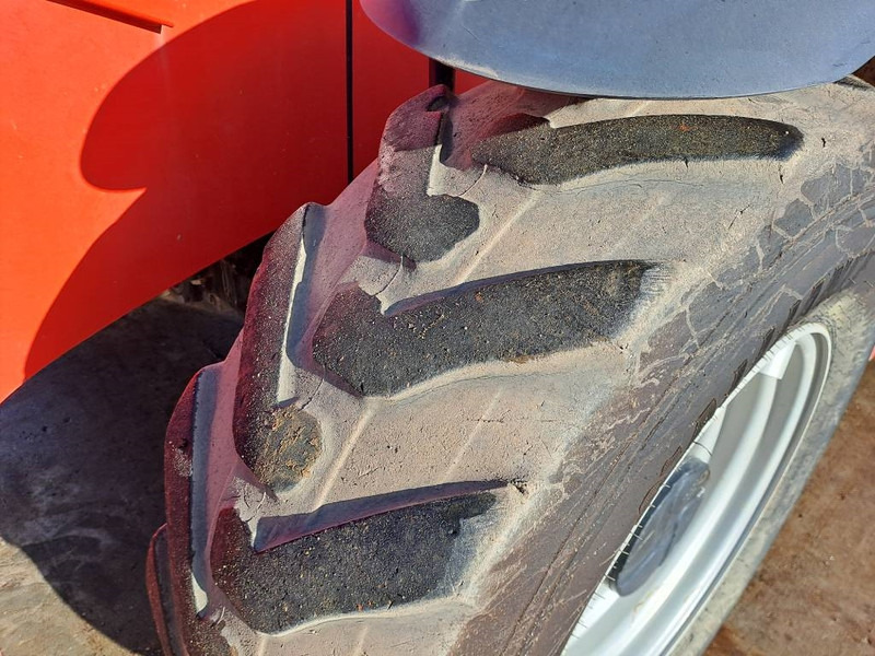 Manitou MT 1440 - Telescopic handler: picture 4 Manitou MT 1440 - Telescopic handler: picture 4