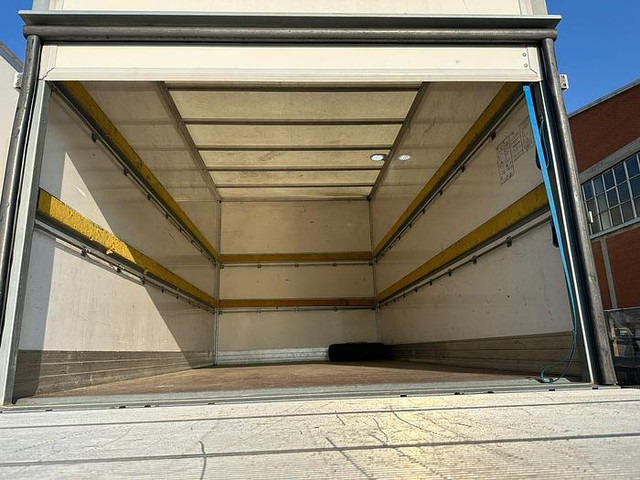 Iveco 35C16 - Box van: picture 4 Iveco 35C16 - Box van: picture 4