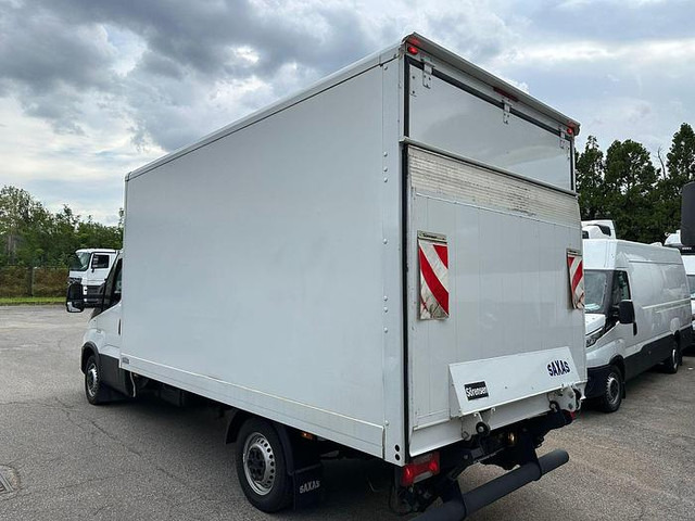 Iveco 35S16 - Box van: picture 4 Iveco 35S16 - Box van: picture 4