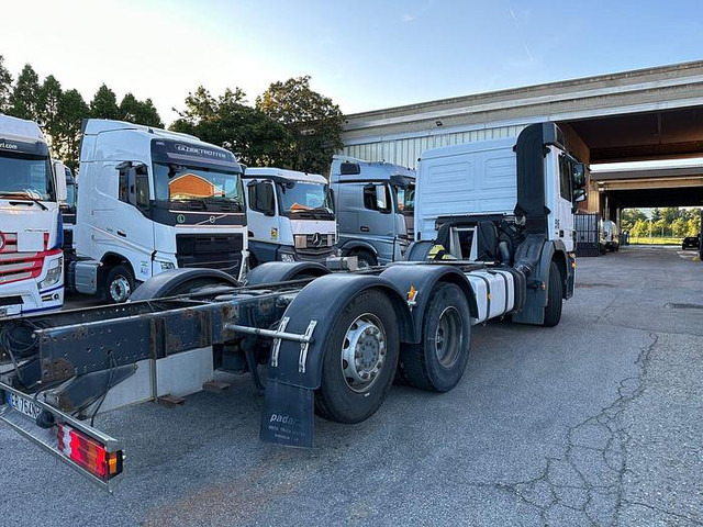 Mercedes-Benz ACTROS 2532 - Cab chassis truck: picture 4 Mercedes-Benz ACTROS 2532 - Cab chassis truck: picture 4
