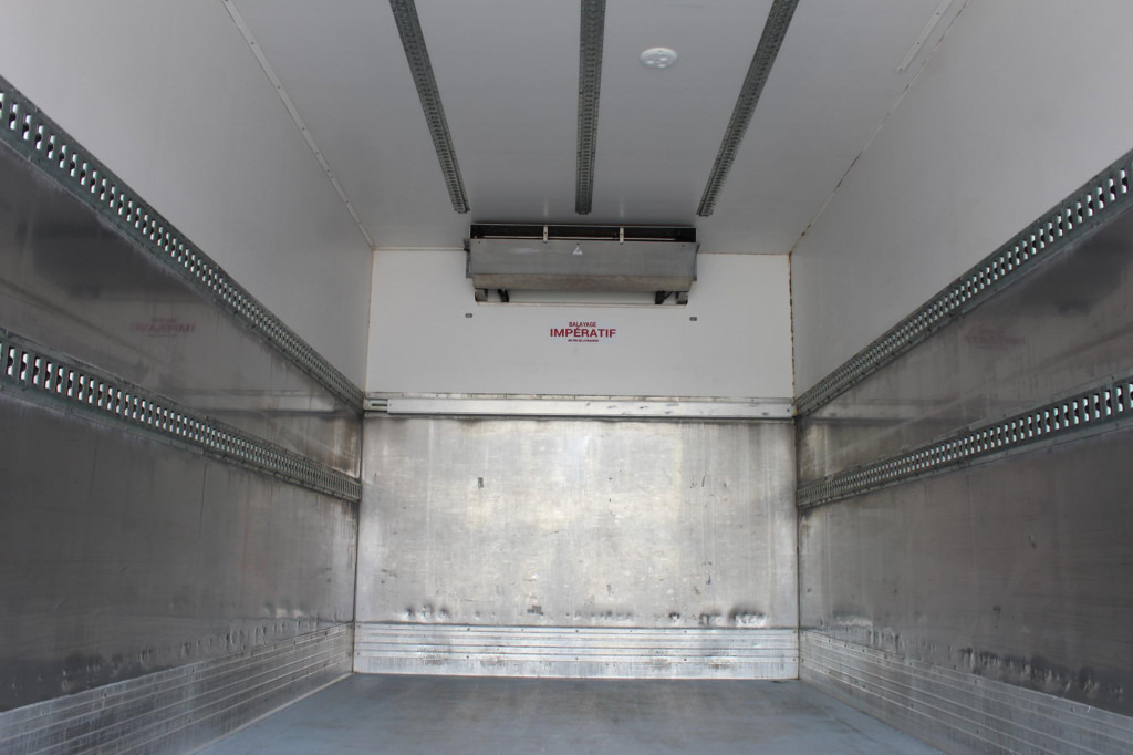 Daf LF 260 E6 Carrier Supra 550 Strom Tür LBW - Refrigerator truck: picture 2 Daf LF 260 E6 Carrier Supra 550 Strom Tür LBW - Refrigerator truck: picture 2