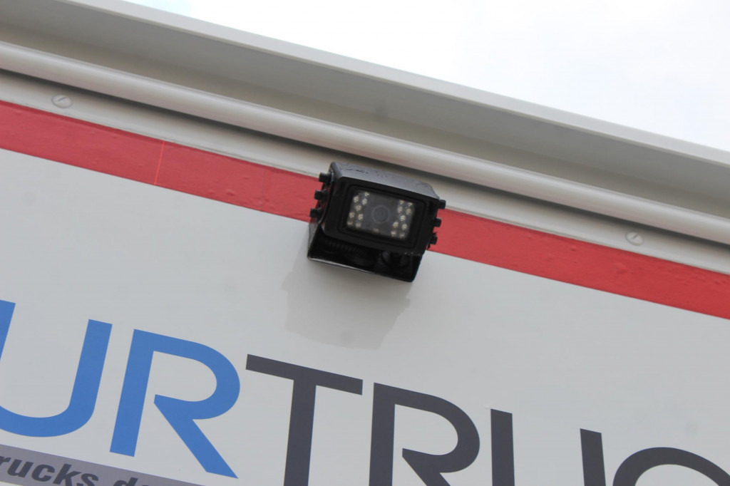 Mercedes-Benz Antos 1830 E6 Koffer 7,7m LBW S.Tür ACC LDW - Box truck: picture 4 Mercedes-Benz Antos 1830 E6 Koffer 7,7m LBW S.Tür ACC LDW - Box truck: picture 4