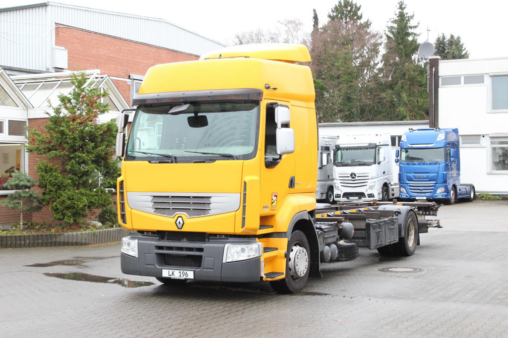 Renault Premium 380DXi BDF Schlafkabine LBW AHK 298 TKm - Cab chassis truck: picture 1 Renault Premium 380DXi BDF Schlafkabine LBW AHK 298 TKm - Cab chassis truck: picture 1