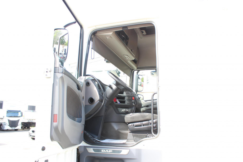 Daf XF 480 E6 Space Cab ACC LDW 2 Liegen - Tractor unit: picture 3 Daf XF 480 E6 Space Cab ACC LDW 2 Liegen - Tractor unit: picture 3