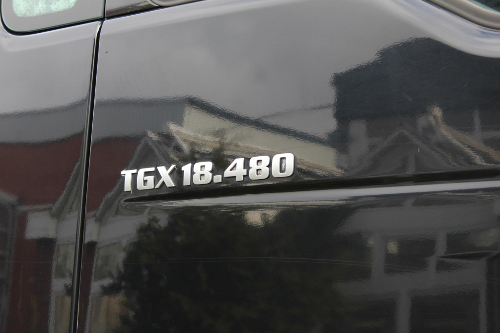 Tractor unit MAN TGX 480 XXL Retarder Standklima 2Tanks Navi: picture 13 Tractor unit MAN TGX 480 XXL Retarder Standklima 2Tanks Navi: picture 13
