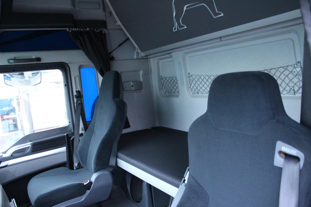 MAN TGX 480 XXL Retarder Standklima Xenon VIN:HM - Tractor unit: picture 4 MAN TGX 480 XXL Retarder Standklima Xenon VIN:HM - Tractor unit: picture 4
