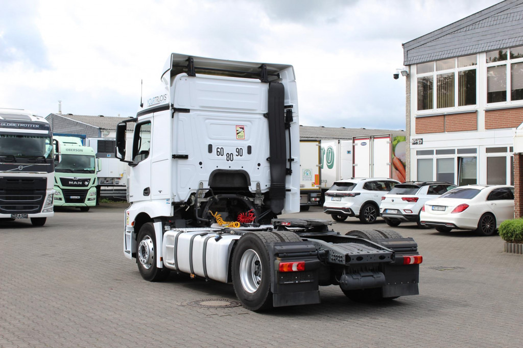 Tractor unit Mercedes-Benz Actros 1843 E6 Kühlbox   ACC   LDW: picture 12
