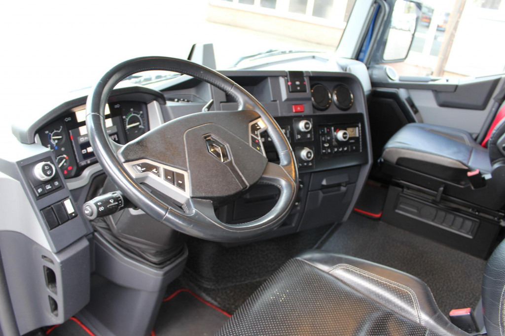 Renault T 520 E6 High  2Tanks Kühlbox Leder 2 Betten - Tractor unit: picture 4 Renault T 520 E6 High  2Tanks Kühlbox Leder 2 Betten - Tractor unit: picture 4