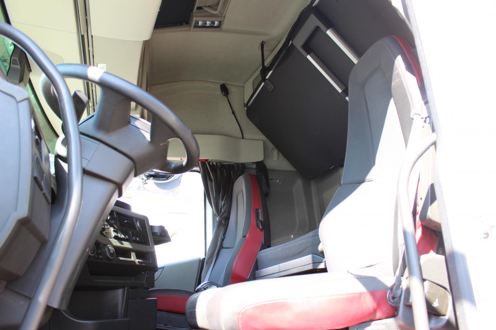 Volvo FH 460 E6 Globe 2 Tanks i-Park Cool VIN:LB - Tractor unit: picture 5 Volvo FH 460 E6 Globe 2 Tanks i-Park Cool VIN:LB - Tractor unit: picture 5