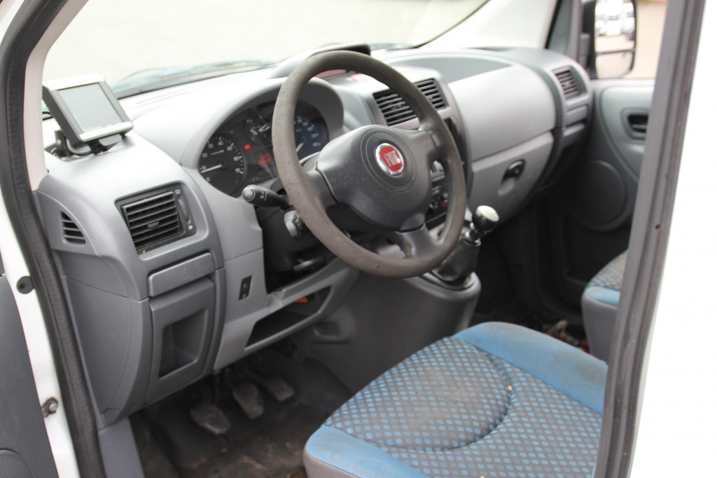 Fiat Scudo Thermo King V-500Max Tiefkühl Strom FRCX - Van: picture 5 Fiat Scudo Thermo King V-500Max Tiefkühl Strom FRCX - Van: picture 5