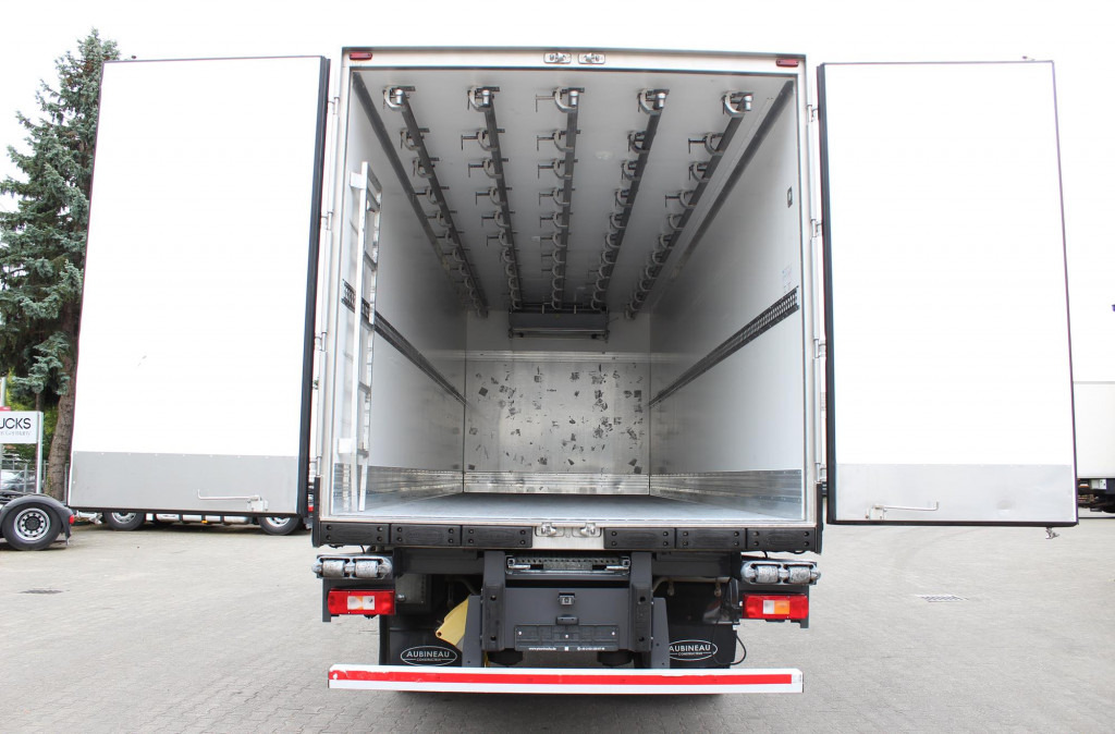 Refrigerator truck Volvo FE 280  CS 850   Fleisch   Meat   Viande   Strom: picture 13