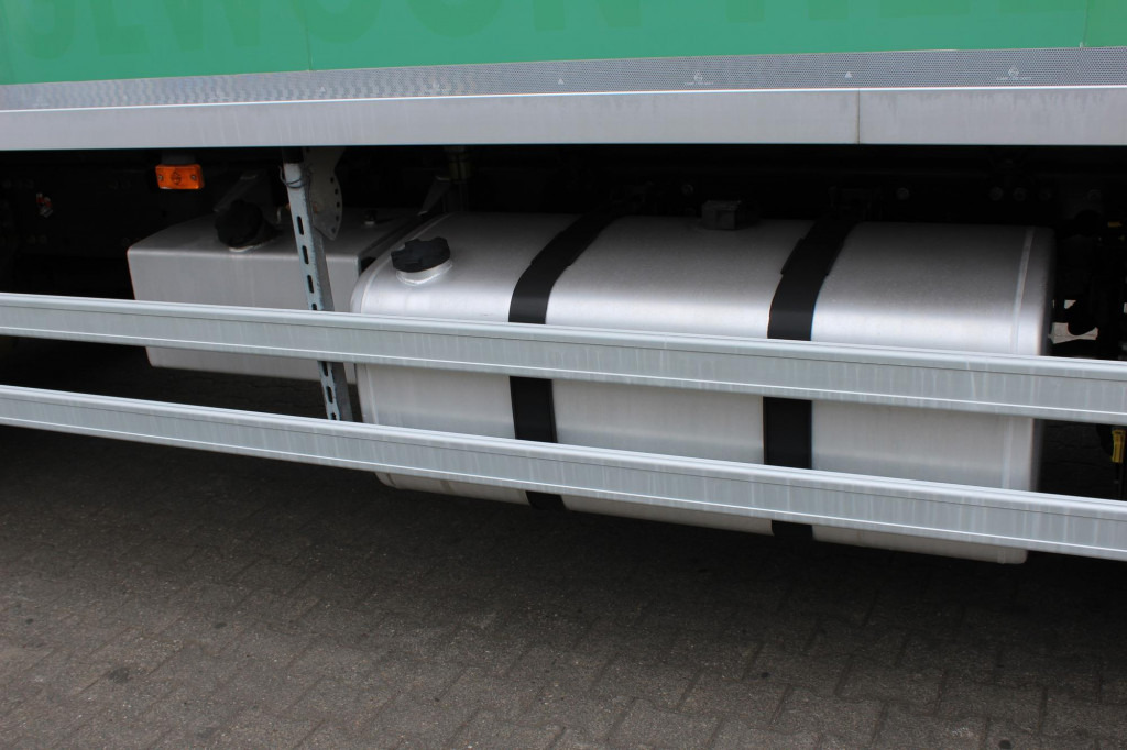 Refrigerator truck Volvo FE 280  CS 850   Fleisch   Meat   Viande   Strom: picture 7