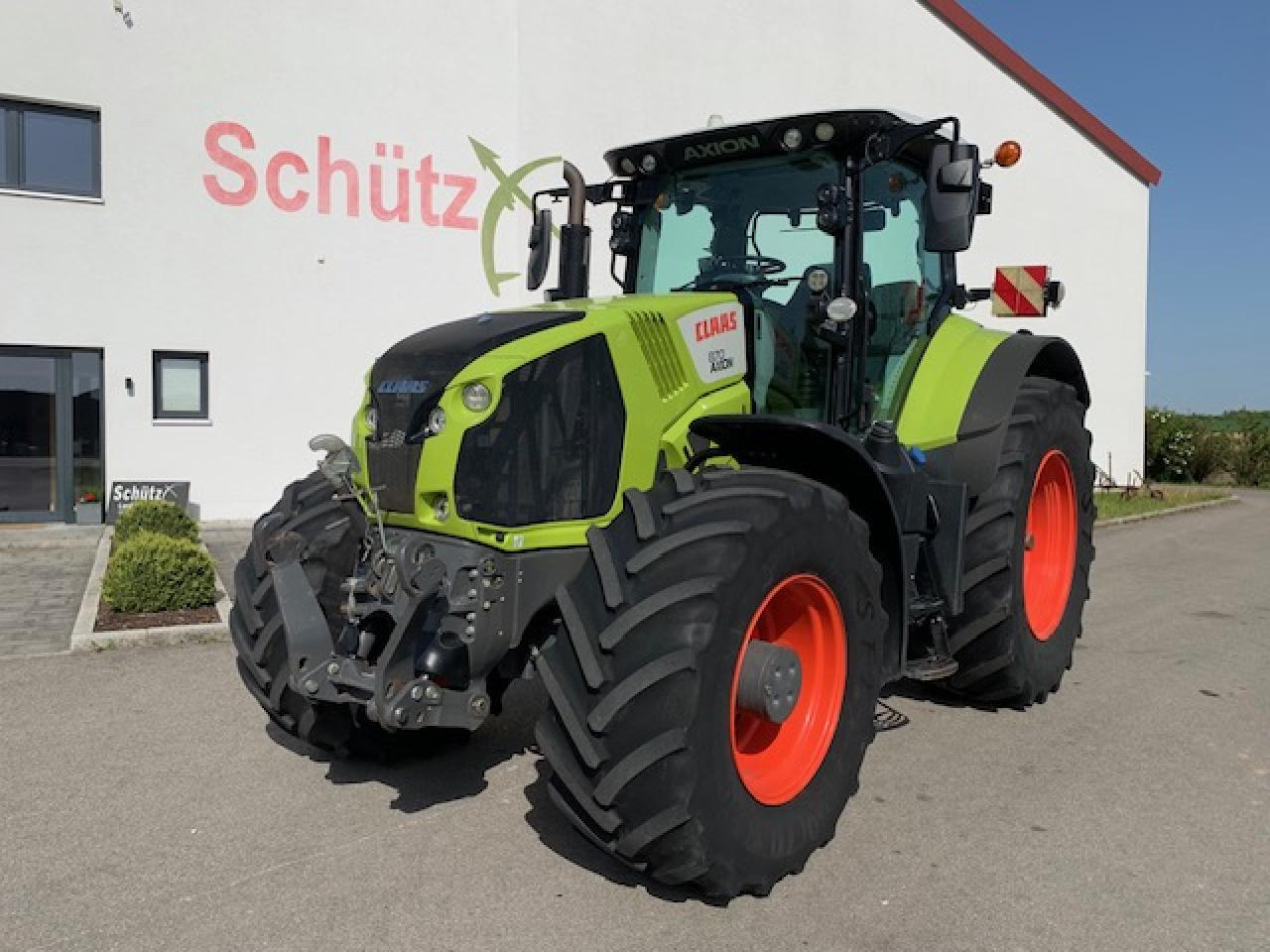 CLAAS Axion 870 CMATIC, 3255h, GPS S10, RTK, Baujahr 2018 - Farm tractor: picture 1 CLAAS Axion 870 CMATIC, 3255h, GPS S10, RTK, Baujahr 2018 - Farm tractor: picture 1