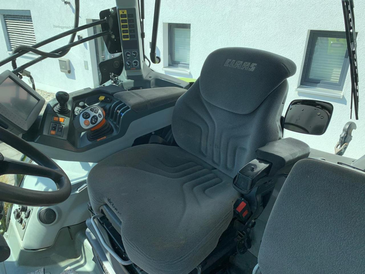 Lease a CLAAS Axion 930 CMATIC, 354 PS, Baujahr 2017 CLAAS Axion 930 CMATIC, 354 PS, Baujahr 2017: picture 10