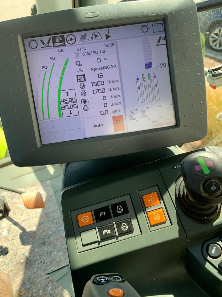 Lease a CLAAS Axion 930 CMATIC, 354 PS, Baujahr 2017 CLAAS Axion 930 CMATIC, 354 PS, Baujahr 2017: picture 11