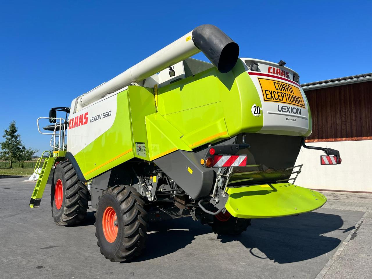 CLAAS Lexion 550, 3D, SW V750, Baujahr 2009 - Combine harvester: picture 4 CLAAS Lexion 550, 3D, SW V750, Baujahr 2009 - Combine harvester: picture 4