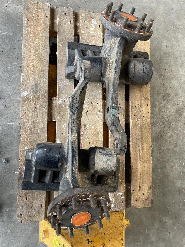 Case-IH New Holland Achsschenkel - Axle and parts for Agricultural machinery: picture 1 Case-IH New Holland Achsschenkel - Axle and parts for Agricultural machinery: picture 1