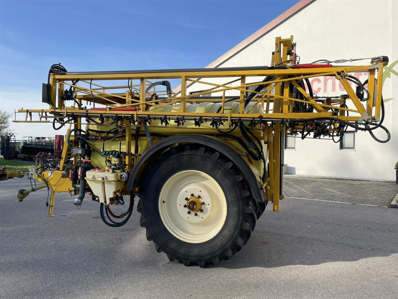 Dubex Vector, Anhängespritze mit Lenkung - Trailed sprayer: picture 3 Dubex Vector, Anhängespritze mit Lenkung - Trailed sprayer: picture 3