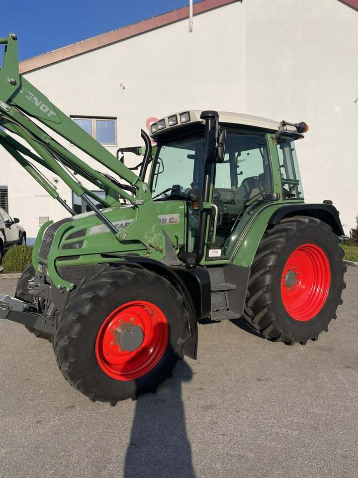 Fendt 309 Ci mit FL, Fh, Bj. 2005 - Farm tractor: picture 2 Fendt 309 Ci mit FL, Fh, Bj. 2005 - Farm tractor: picture 2