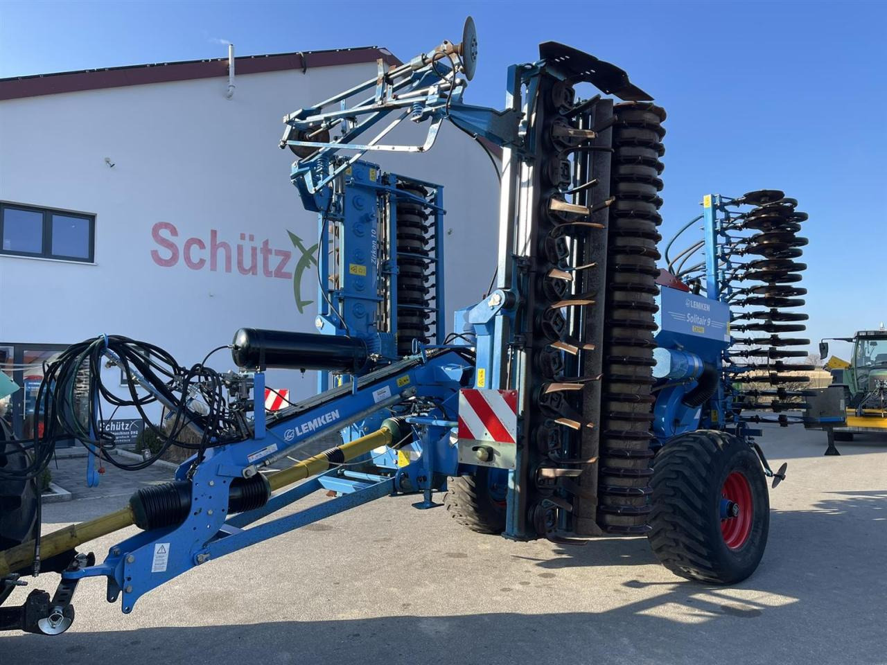 Lemken Kombination Lemken Zirkon 10/600KA, Solitär 9/600, Baujahr 2014 - Combine seed drill: picture 1 Lemken Kombination Lemken Zirkon 10/600KA, Solitär 9/600, Baujahr 2014 - Combine seed drill: picture 1