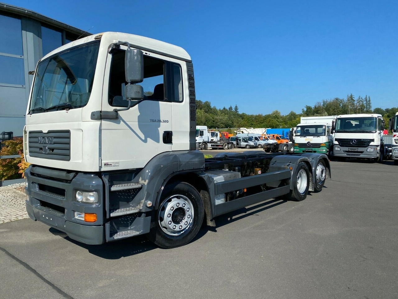 MAN 26.320 TGA 6x2 MAN 26.320 TGA 6x2 - Cab chassis truck: picture 1 MAN 26.320 TGA 6x2 MAN 26.320 TGA 6x2 - Cab chassis truck: picture 1