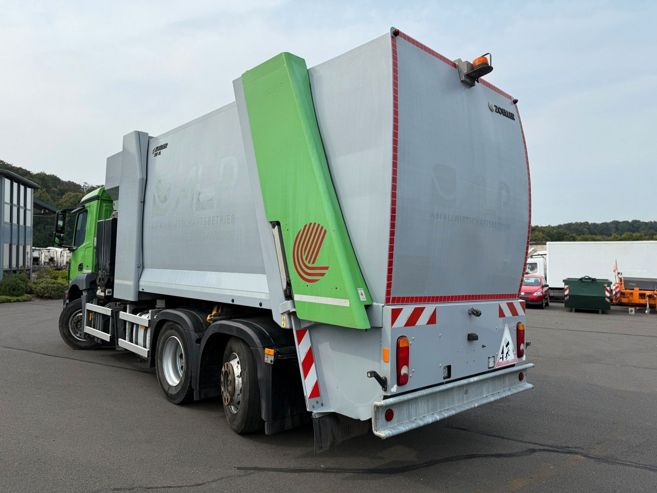 Mercedes-Benz Antos 2533 Seitenlader Zoeller SLF XL - Garbage truck: picture 5 Mercedes-Benz Antos 2533 Seitenlader Zoeller SLF XL - Garbage truck: picture 5