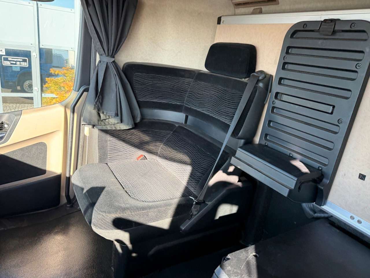 Tractor unit Mercedes-Benz Actros 1845 Retarder,Kipphydraulik, Big Space: picture 7