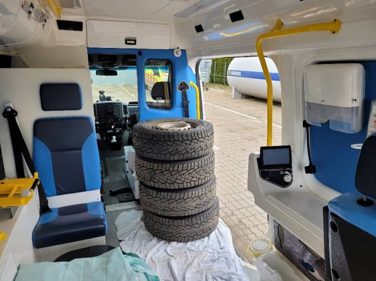 Ambulance MERCEDES – BENZ SPRINTER 319 AMBULANCE (PROFILE) KLIMA, 6.2017, EURO 6: picture 9