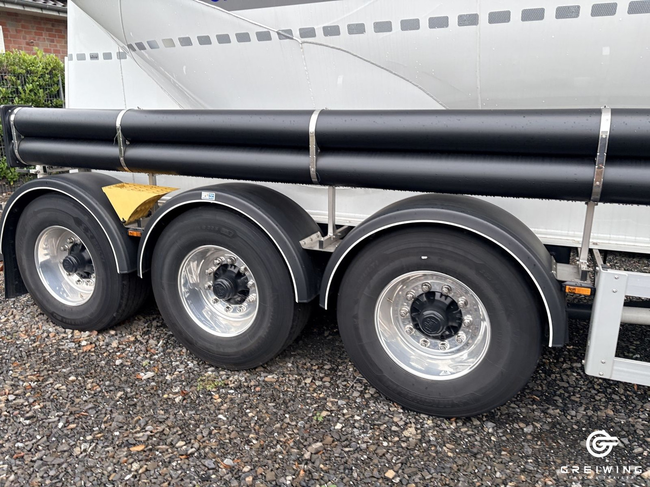 Feldbinder EUT 37.3 - Silo semi-trailer: picture 3 Feldbinder EUT 37.3 - Silo semi-trailer: picture 3