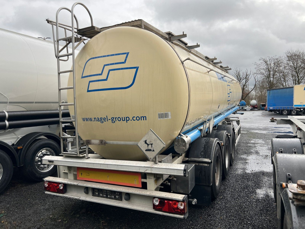Lag 32.000 l Lebensmitteltank, 3 Kammern, ADR - Tank semi-trailer: picture 3 Lag 32.000 l Lebensmitteltank, 3 Kammern, ADR - Tank semi-trailer: picture 3