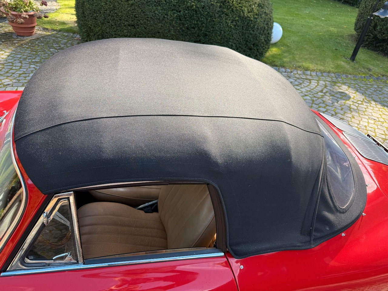 Porsche 356 C / 1600 C Reutter Cabrio Porsche 356 C / 1600 C Reutter Cabrio - Car: picture 5 Porsche 356 C / 1600 C Reutter Cabrio Porsche 356 C / 1600 C Reutter Cabrio - Car: picture 5