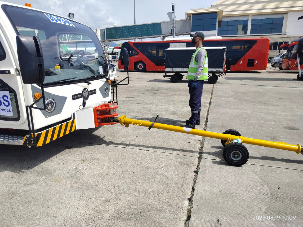 BlissFox 16D - Pushback tractor: picture 3 BlissFox 16D - Pushback tractor: picture 3