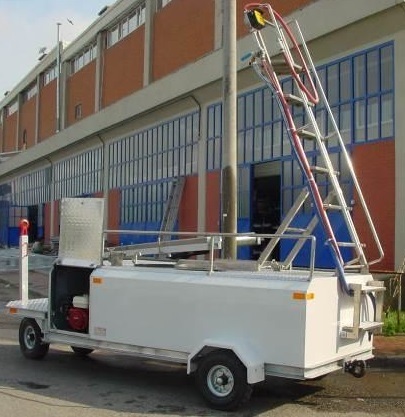 Water Trailer DENGE TW-1200 - Ground support equipment: picture 2 Water Trailer DENGE TW-1200 - Ground support equipment: picture 2