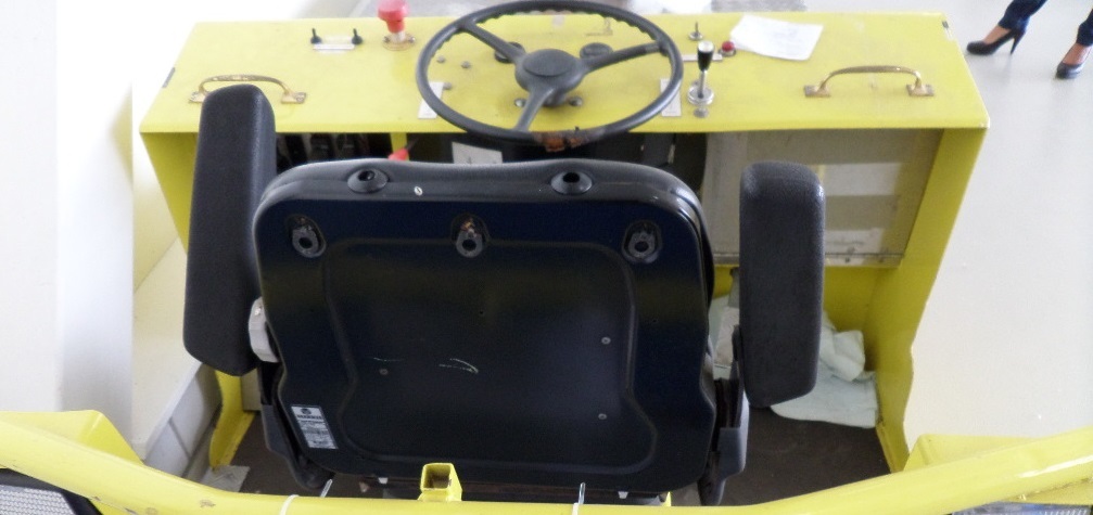 Liftow 75C - Pushback tractor: picture 2 Liftow 75C - Pushback tractor: picture 2