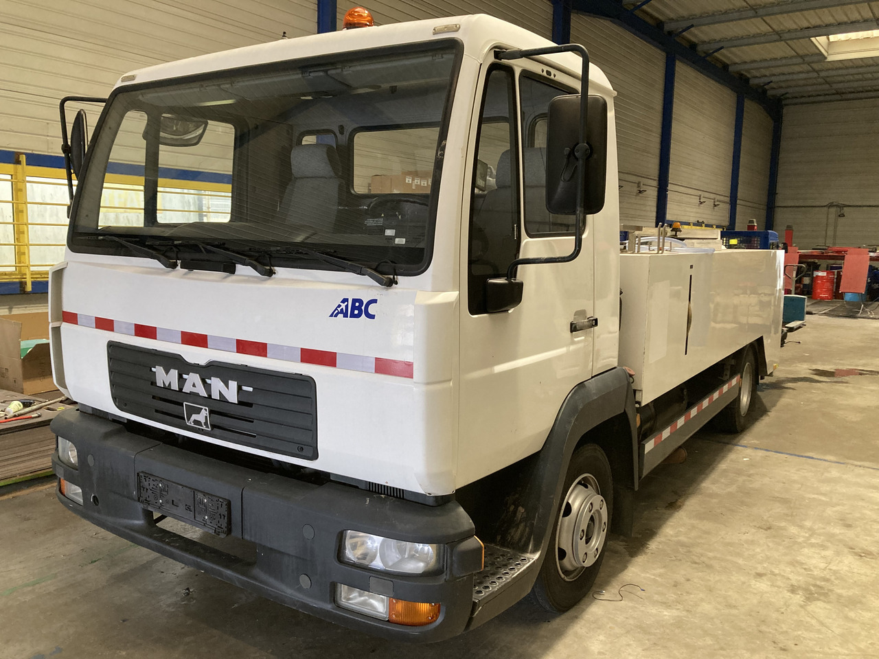 Zellinger Toilet truck TSU - Lavatory service truck: picture 1 Zellinger Toilet truck TSU - Lavatory service truck: picture 1