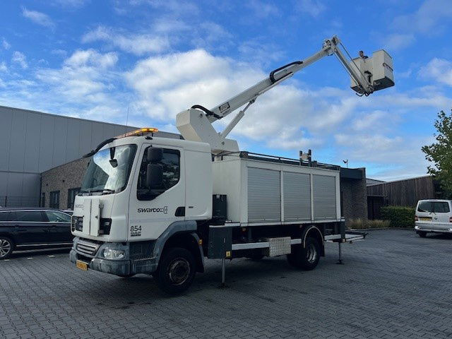 DAF LF 220 FA45.220 LF Taurus T300-16H - Truck mounted aerial platform: picture 1 DAF LF 220 FA45.220 LF Taurus T300-16H - Truck mounted aerial platform: picture 1