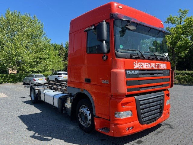 DAF XF 105.410 FA105.410 XF - Cab chassis truck: picture 3 DAF XF 105.410 FA105.410 XF - Cab chassis truck: picture 3