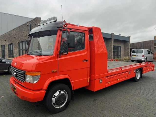 Mercedes-Benz Vario 813 Vario 815 D - Tow truck: picture 1 Mercedes-Benz Vario 813 Vario 815 D - Tow truck: picture 1