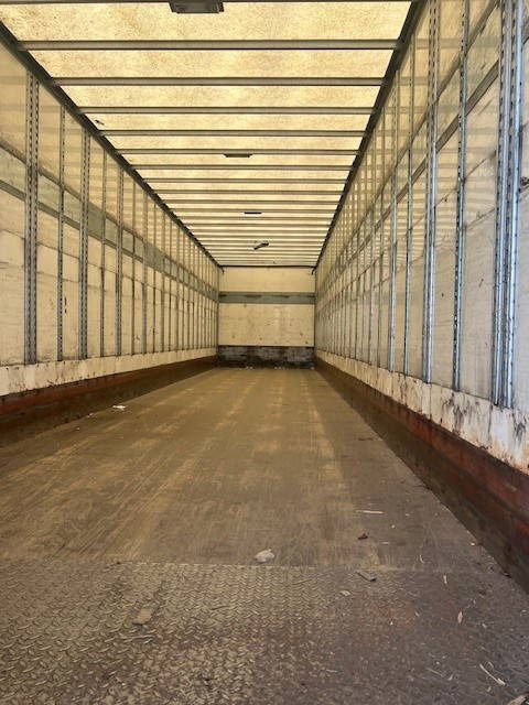 System Trailer PRS 27 - Closed box semi-trailer: picture 3 System Trailer PRS 27 - Closed box semi-trailer: picture 3