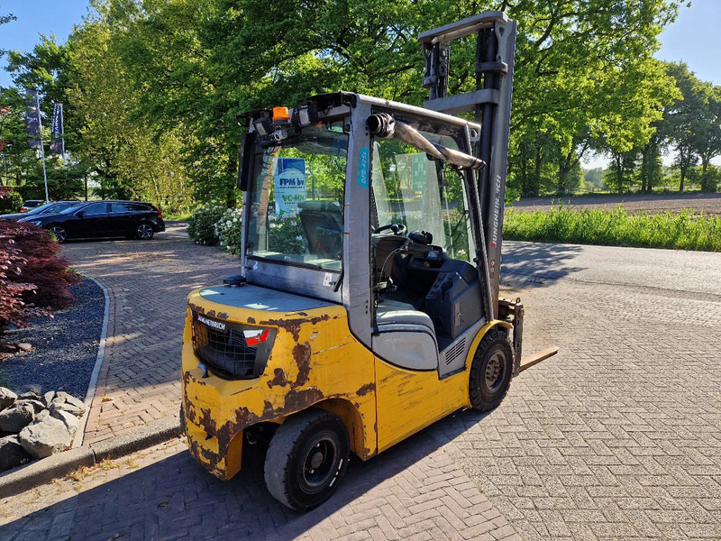 Diesel forklift Jungheinrich DFG 425S: picture 6