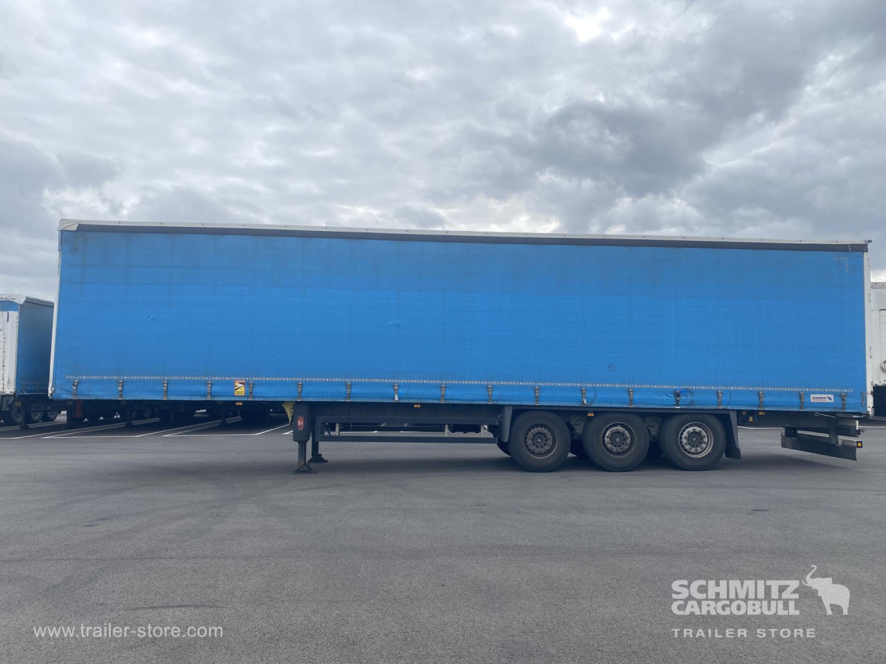 SCHMITZ Curtainsider Standard - Curtainsider semi-trailer: picture 2 SCHMITZ Curtainsider Standard - Curtainsider semi-trailer: picture 2