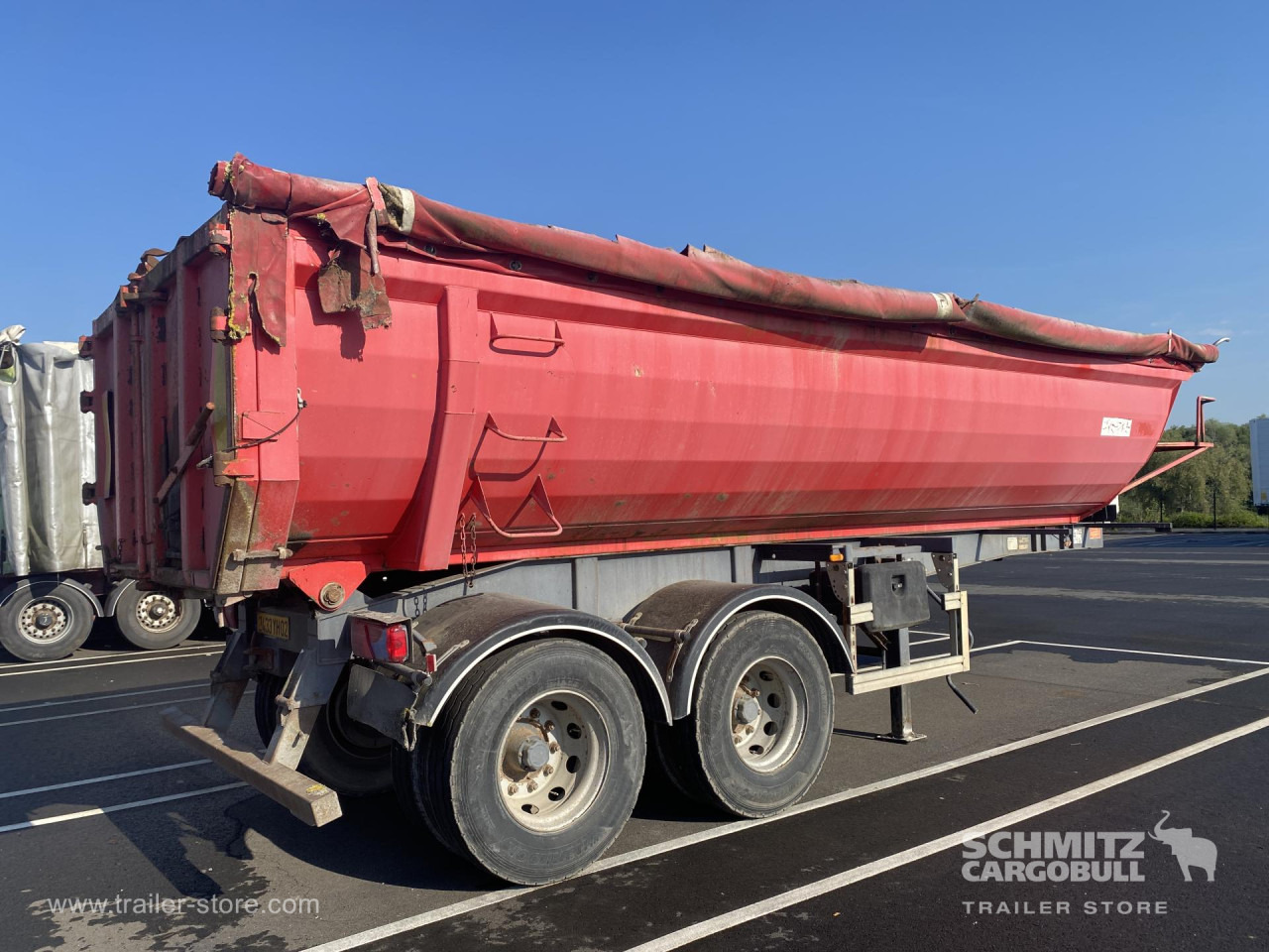 Tipper semi-trailer Tipper Steel half pipe body 91m³: picture 7