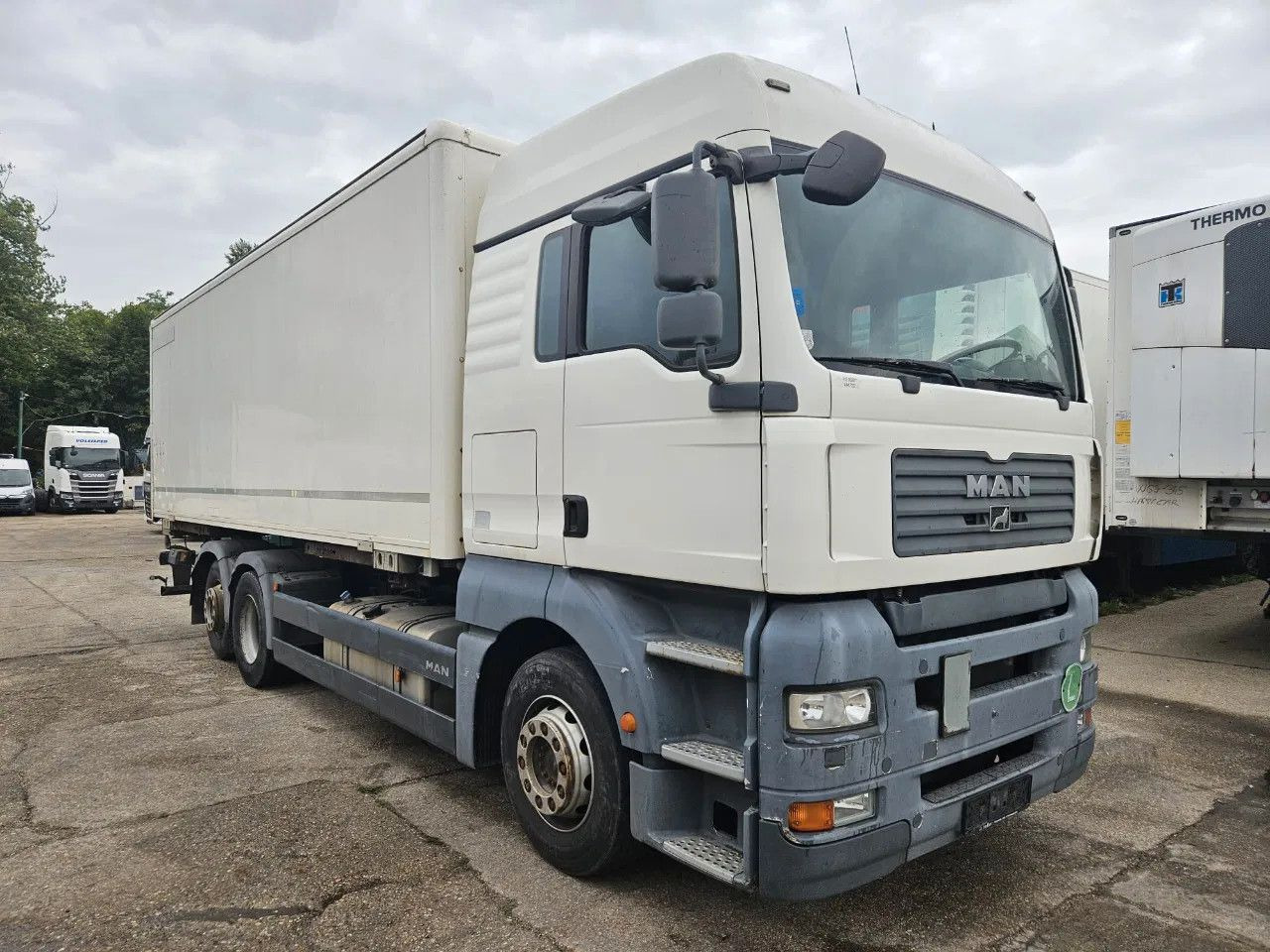 MAN TGA 26.400 BDF Tail Lift Euro5, New Smart2 Tacho - Container transporter/ Swap body truck: picture 2 MAN TGA 26.400 BDF Tail Lift Euro5, New Smart2 Tacho - Container transporter/ Swap body truck: picture 2