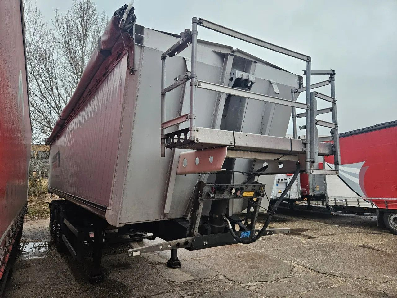Schmitz Cargobull Gotha SGF S3, 45m3, Alloy wheels, Lift axle - Tipper semi-trailer: picture 3 Schmitz Cargobull Gotha SGF S3, 45m3, Alloy wheels, Lift axle - Tipper semi-trailer: picture 3