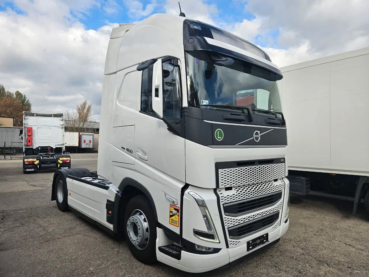 Volvo FH 460 XL, I-Park, ACC, DAS, Gen2V2 - Tractor unit: picture 2 Volvo FH 460 XL, I-Park, ACC, DAS, Gen2V2 - Tractor unit: picture 2