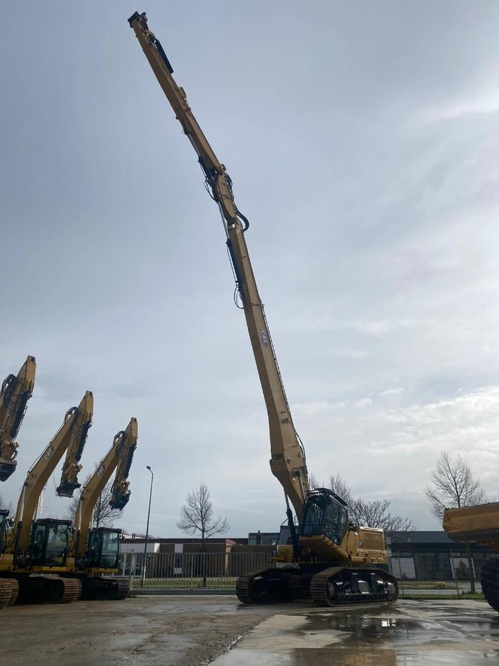 Demolition excavator CAT 340uhd: picture 7