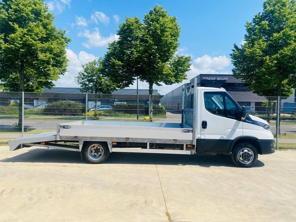 Iveco Daily 35 C18 - Box van: picture 4 Iveco Daily 35 C18 - Box van: picture 4