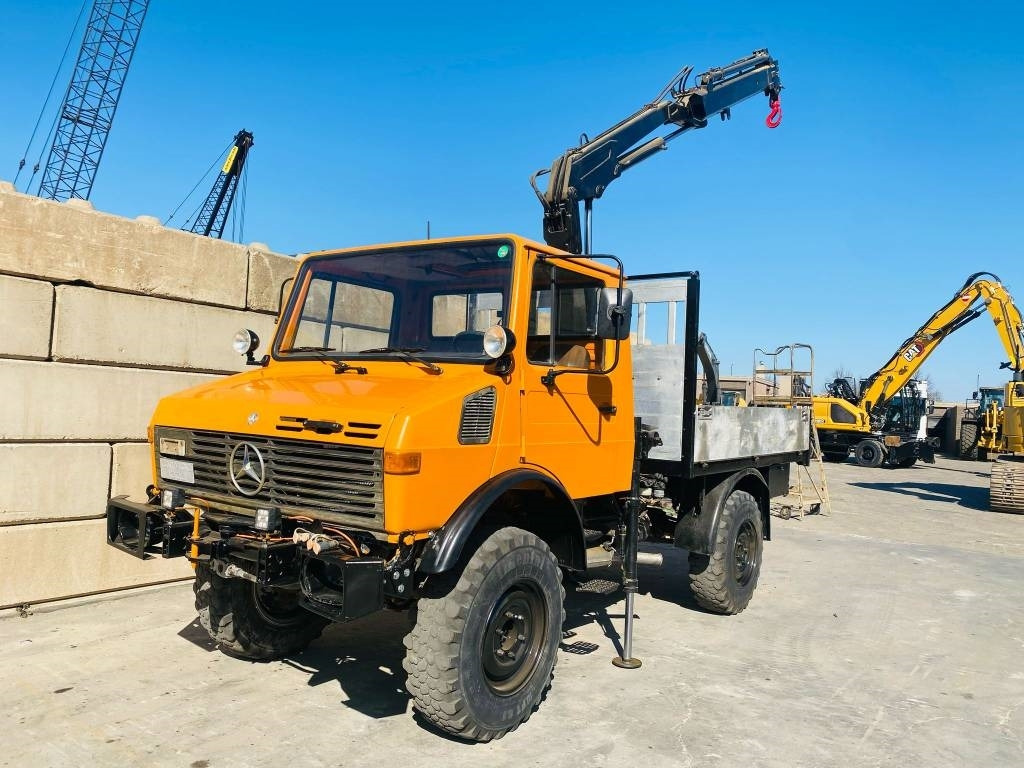 Mercedes-Benz u1000 - Crane truck: picture 4 Mercedes-Benz u1000 - Crane truck: picture 4