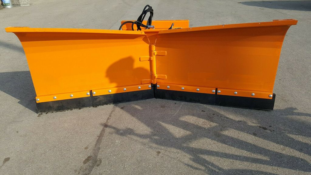 CAT neues Schneeschild Vario 2,6 m, 2,2m, 2,9m, 3,3m - Snow plough for Municipal/ Special vehicle: picture 3 CAT neues Schneeschild Vario 2,6 m, 2,2m, 2,9m, 3,3m - Snow plough for Municipal/ Special vehicle: picture 3